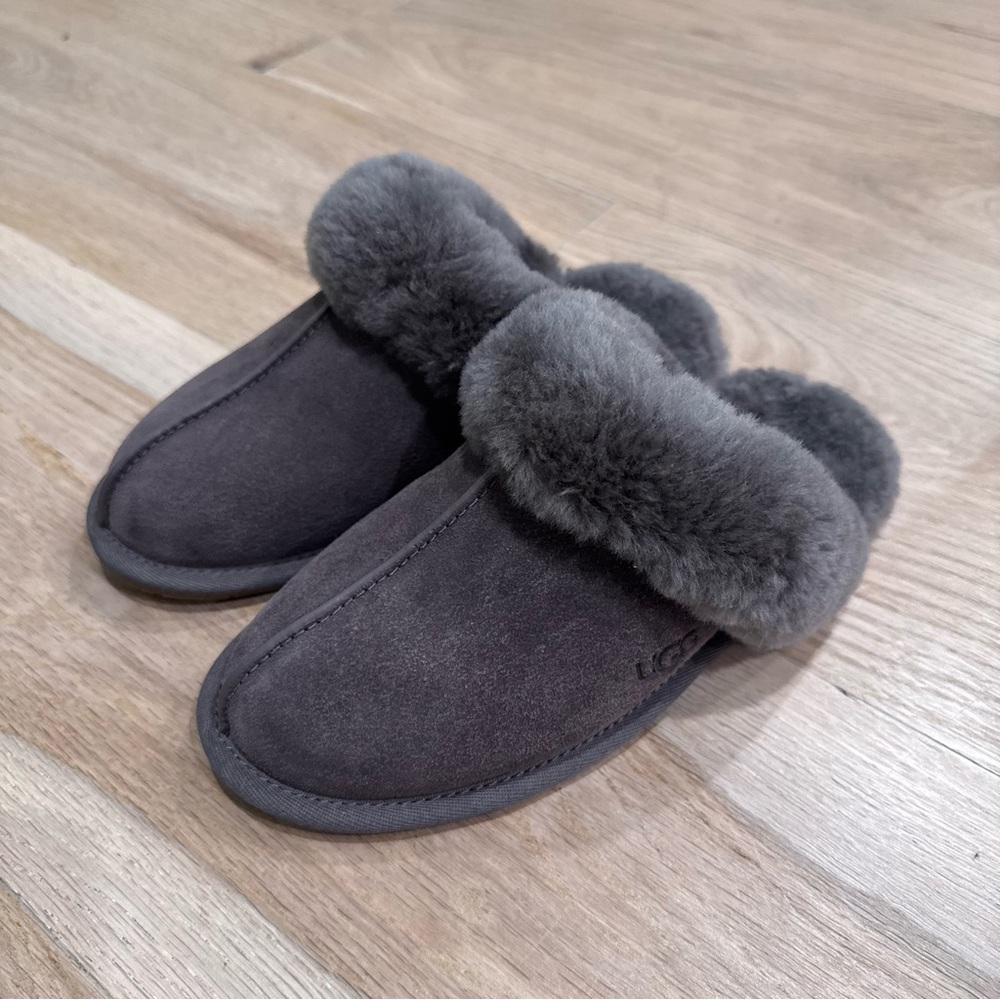 UGG Women's Scuffette Slippers - Grey